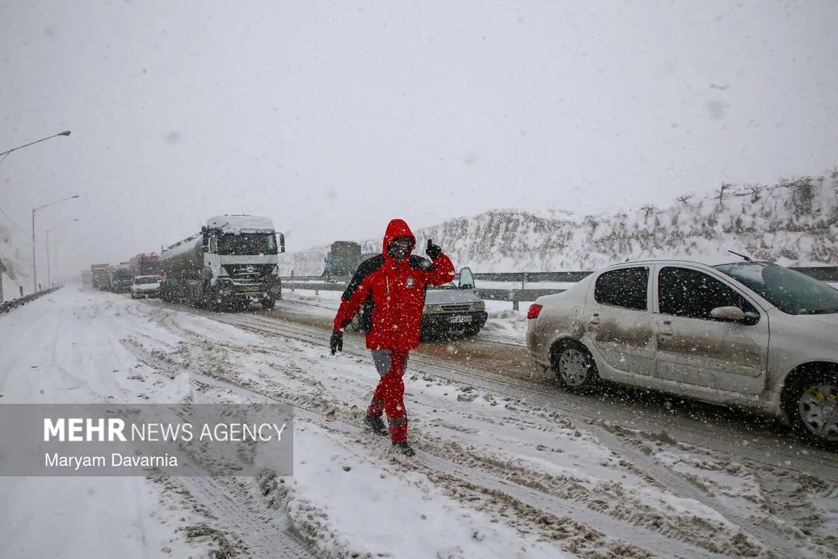 تصاویر؛ گیر کردن خودروها در گردنه برفی امین‌الله بجنورد 5