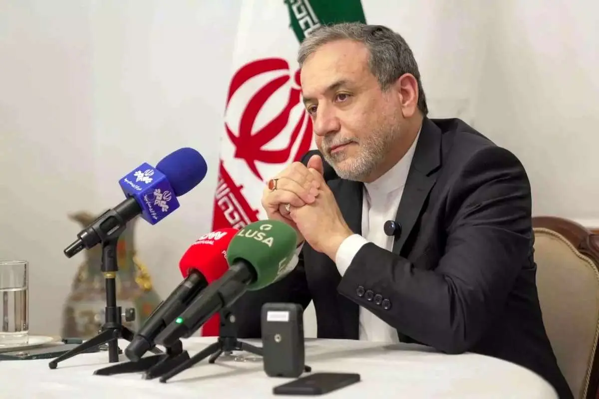 عراقچی: در حال بررسی هستیم که دور بعدی مذاکرات را شرکت کنیم یا خیر