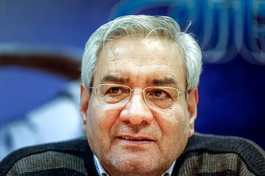 سه پیشنهاد ابراهیم اصغرزاده برای خروج از بحران و «تعامل عزتمندانه»