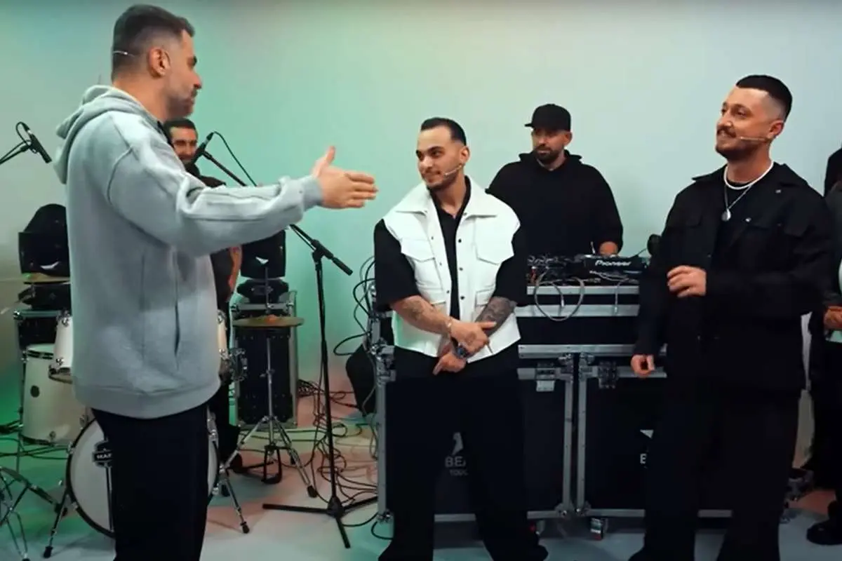 انتقاد کیهان از صدا و سیما: چرا جلوی برنامه علی ضیاء را نمی‌گیرید؟