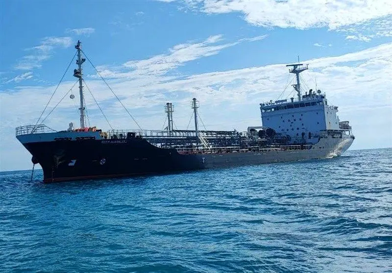  جزئیات توقیف یک نفتکش در خلیج فارس/ پای یک تاجر آمریکایی در میان است 