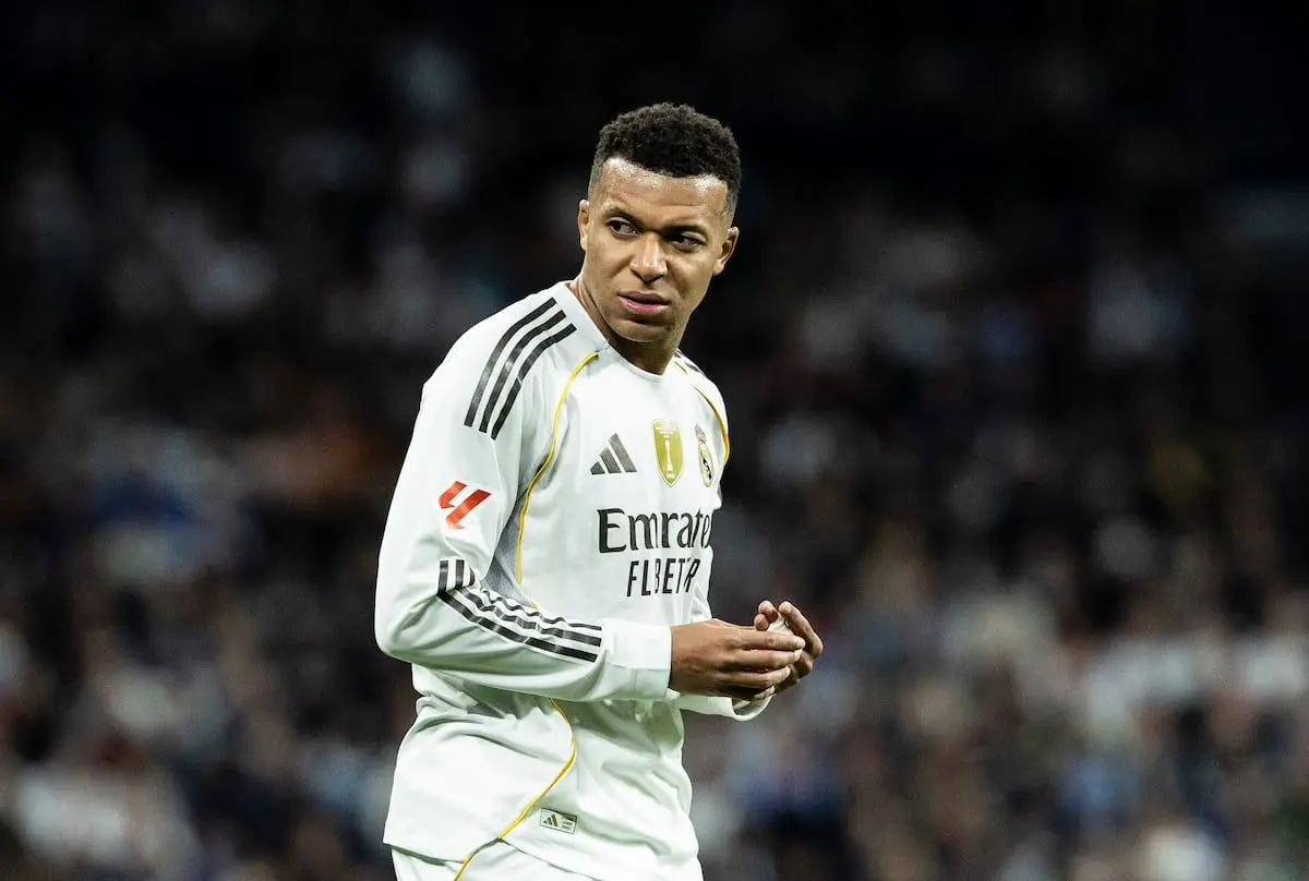 دردسر جدید رئال قبل از بازی بال سیتی؛ انگشت امباپه شکست!