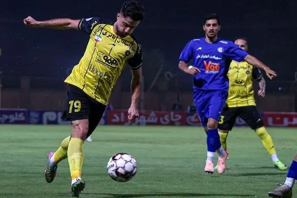 مجوز حضور تماشاگران در بازی سپاهان-استقلال خوزستان قبل از شروع بازی!