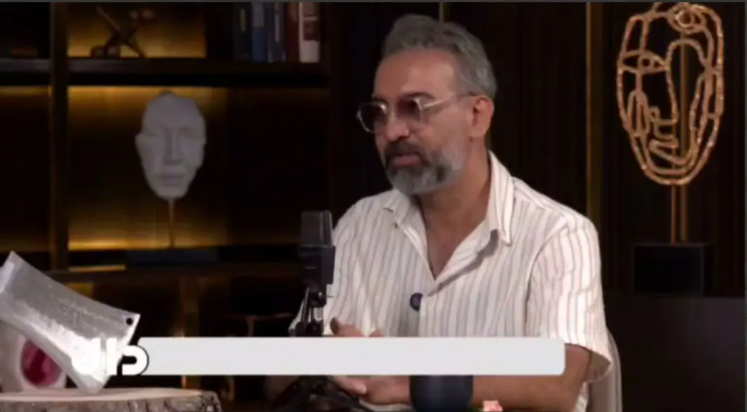 گفتند آلبوم را به مردم عراق و افغانستان و فلسطین تقدیم کنید تا مجوز بگیرد!