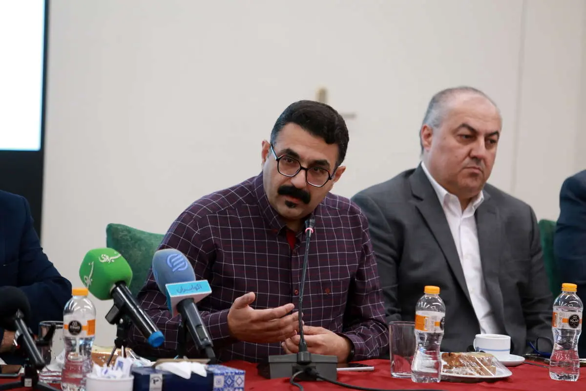 نیما قاضی: لابی تأمین اجتماعی پشت تصویب شتاب‌زده طرح بیمه رانندگان اینترنتی