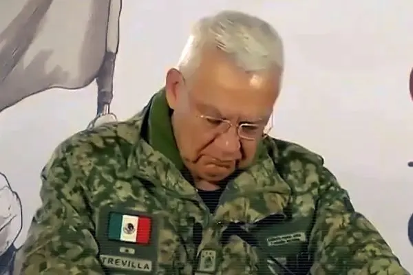 بغض وزیر دفاع مکزیک پس از وقوع جنگ داخلی