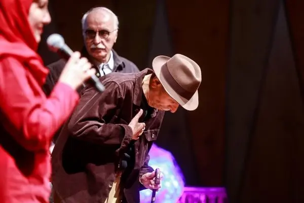 تصاویر؛ بزرگداشت فرهاد آئیش با حضور بزرگان سینما