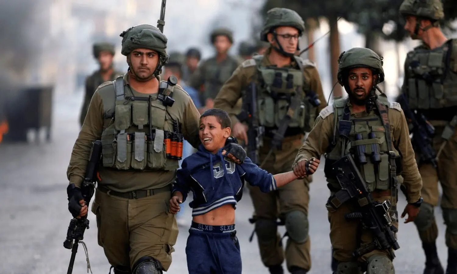 بازداشت دو کودک فلسطینی توسط سربازان اسرائیلی