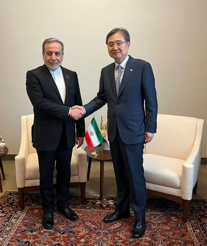 عراقچی و چوهیون دیدار