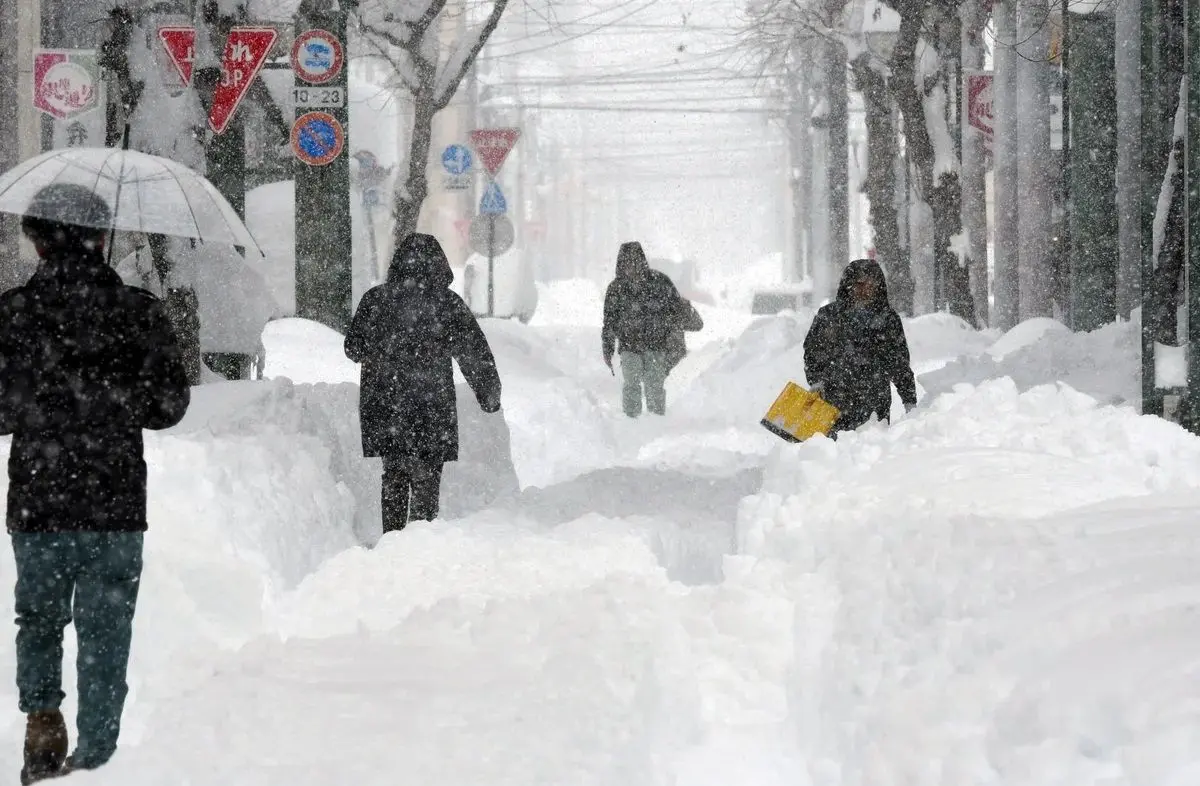 بارش برف بی‌سابقه در چندین منطقه ژاپن 


