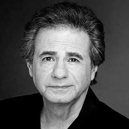 عارف، خواننده قدیمی ایرانی درگذشت

