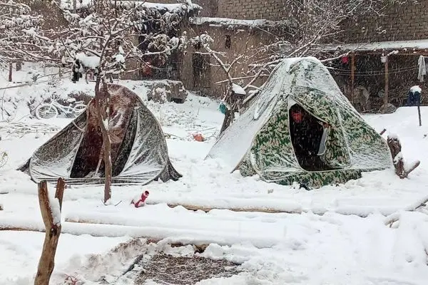 تصاویر؛ بارش برف بدخشان افغانستان را سفیدپوش کرد