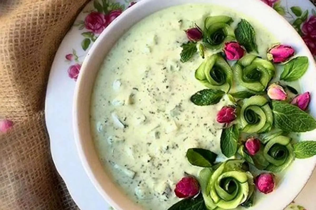 ببینید؛ طرز تهیه ماست و خیار به سبک جدید