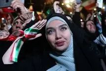 تصاویر؛ تجمع شبانه در میدان انقلاب