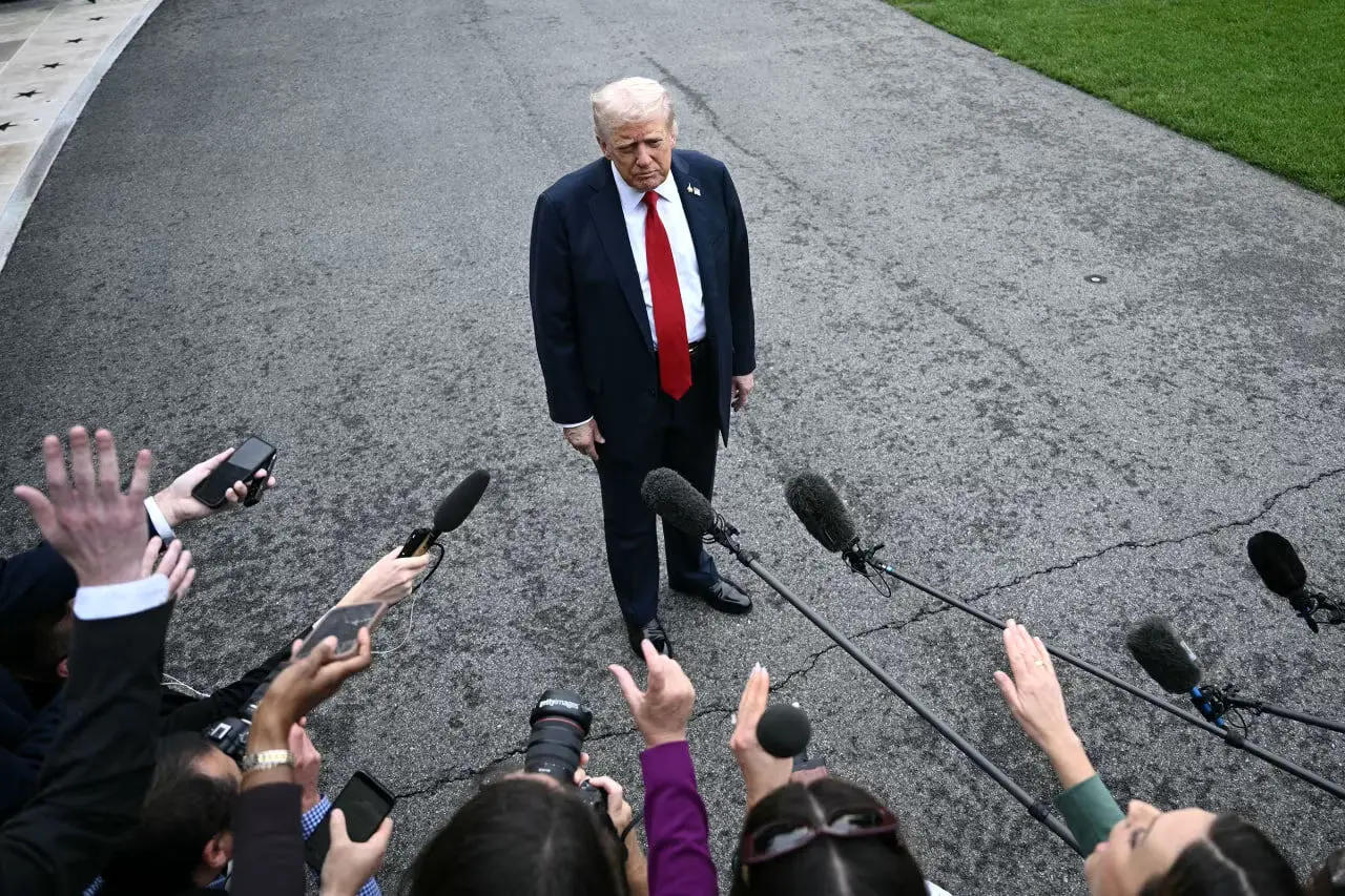 ترامپ باز هم به یک زن خبرنگار توهین کرد 
