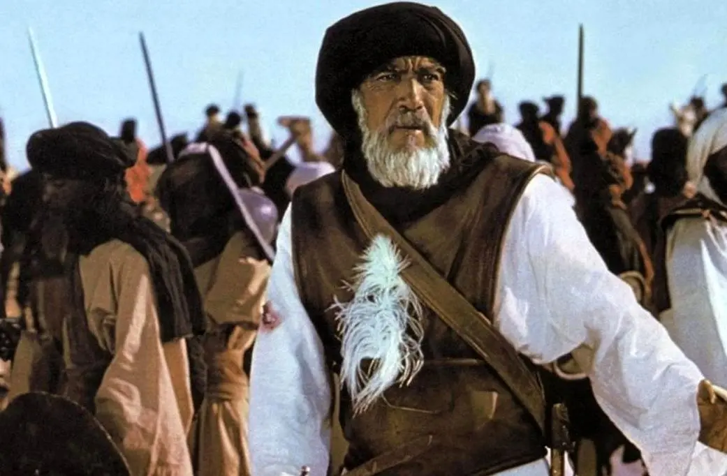 «حمزه» فیلم محمد رسول الله در کنار «بهروز وثوقی»