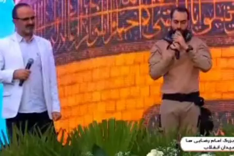 سخنرانی فرمانده ارتش کانادا در میدان انقلاب