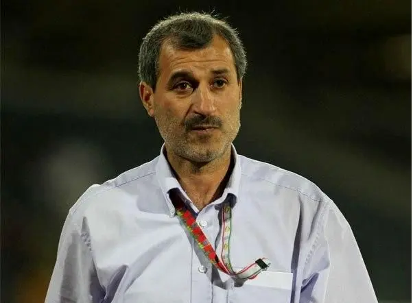 به علی دایی گفتم ریش من «داریوشی» است!