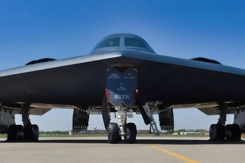 بمب افکن H-۲۰