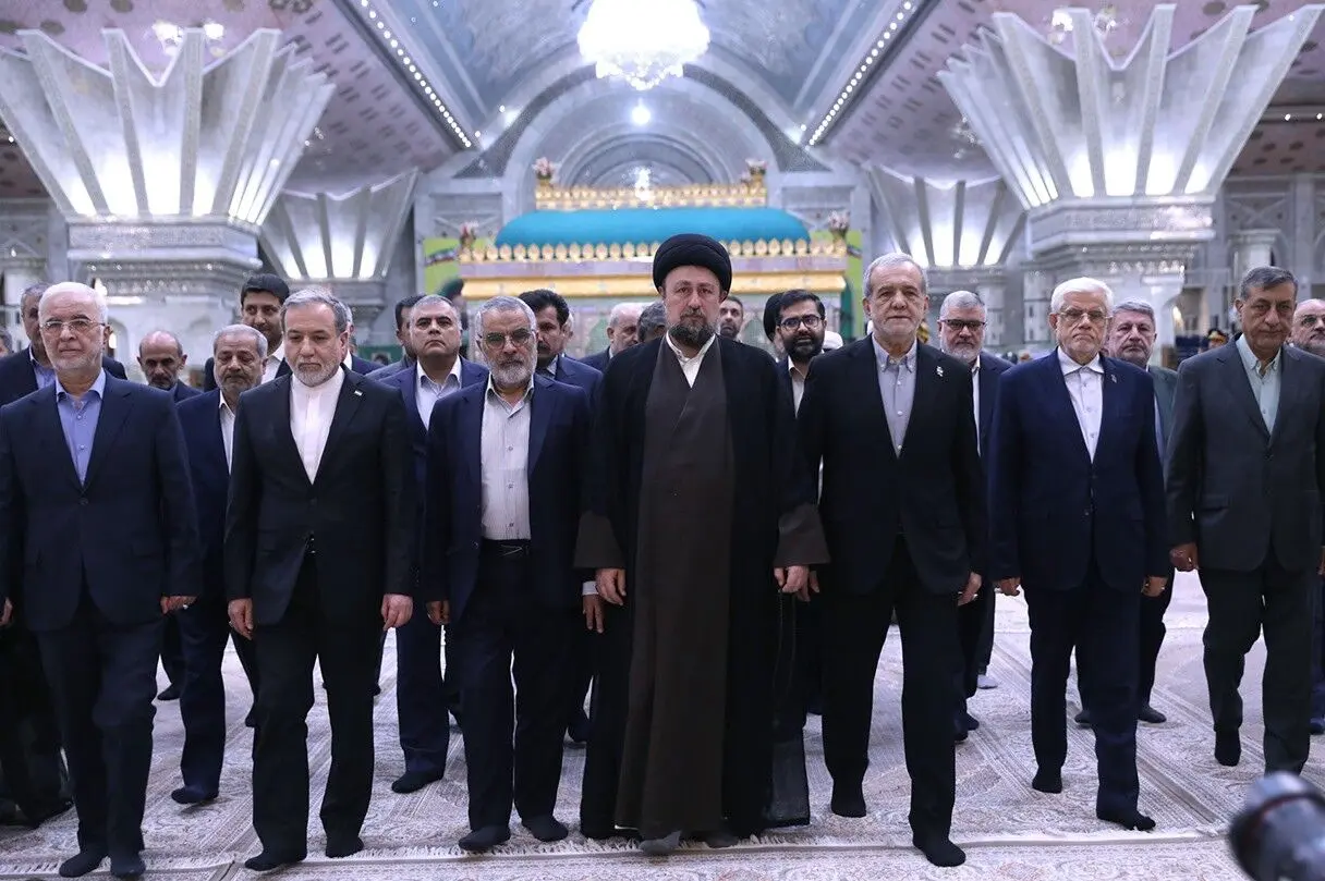 سانسور کلمات «تفاهم» و «صلح» در سخنان پزشکیان و سید حسن خمینی در خبر تلویزیون

