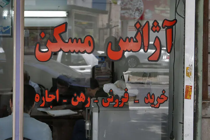 هشدار پلیس به املاکی‌ها: خانه‌ها را روزانه و ساعتی اجاره دهید، برخورد می‌کنیم 
