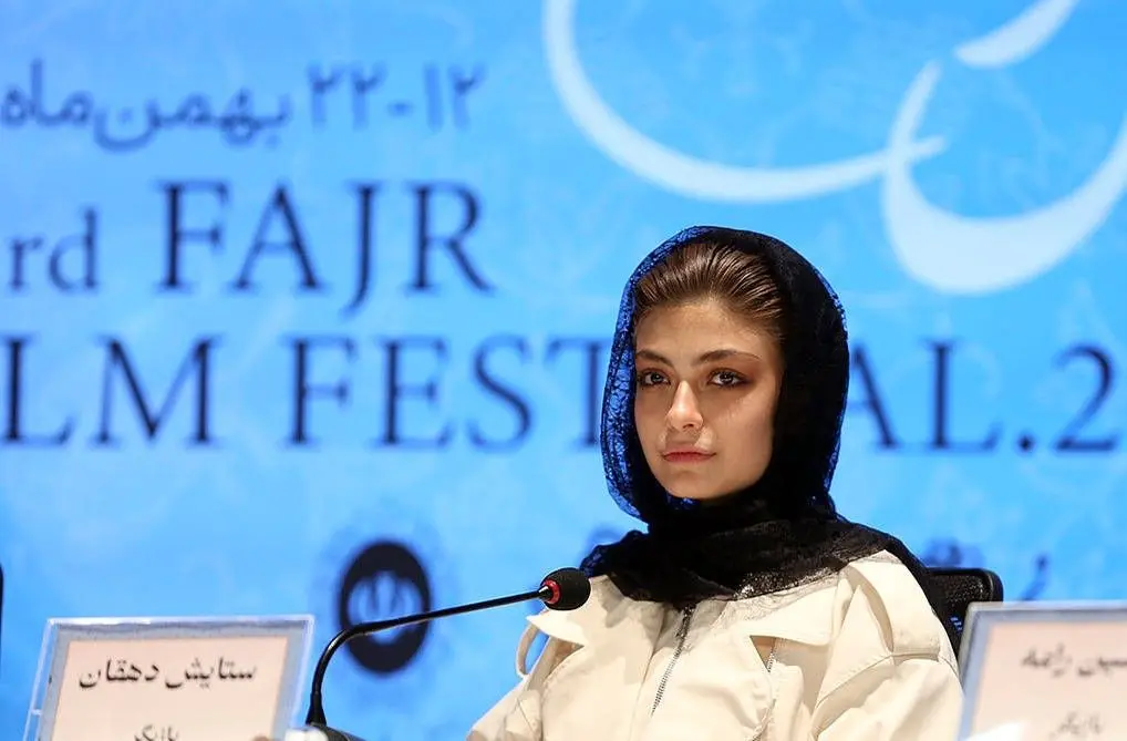 افشاگری ستایش دهقان به استفاده از لنز فاسد برای او!