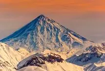 شدت بارش برف در دماوند را ببینید