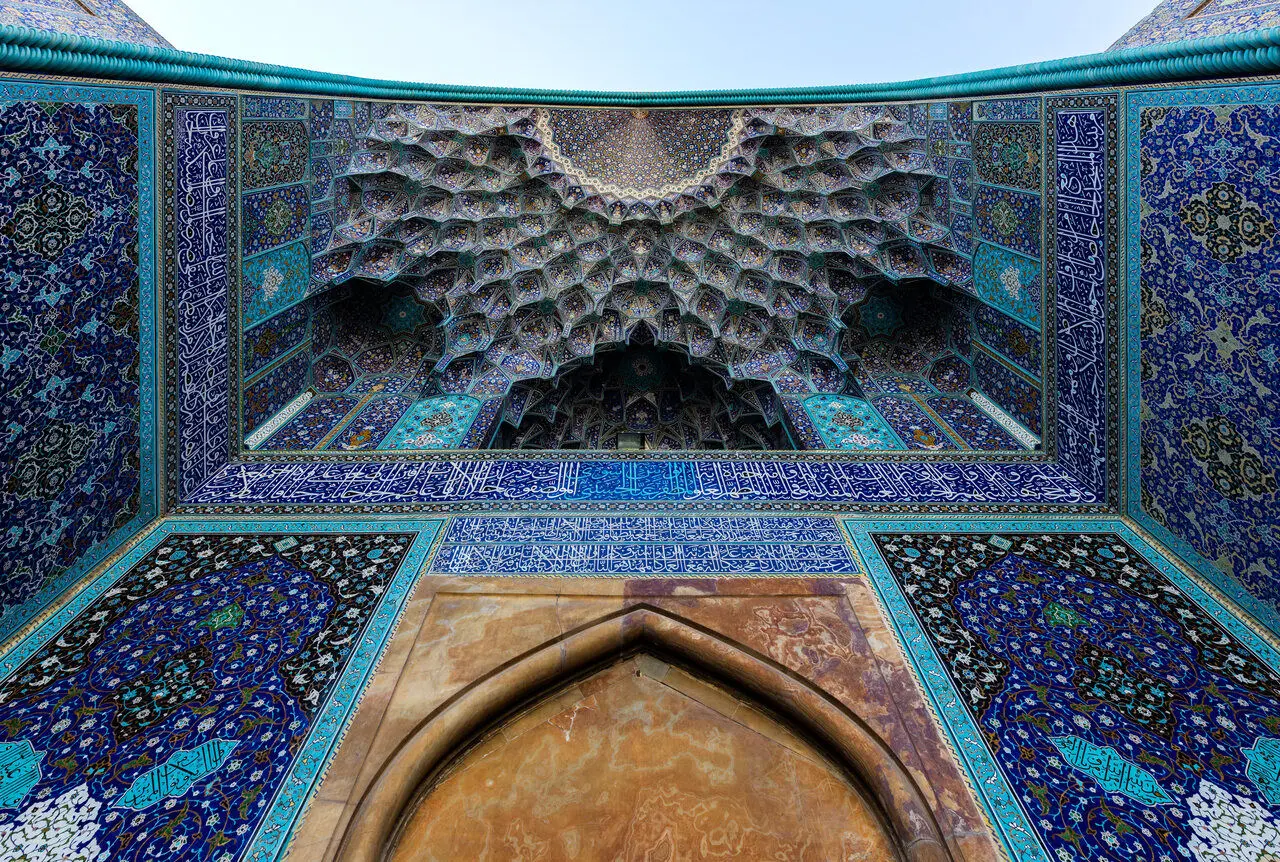 رنگ‌های ایرانی مشهور در جهان؛ یک هویت، یک فلسفه!