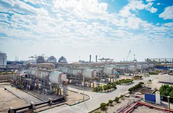 صادرات تمام محصولات پتروشیمی ایران متوقف شد