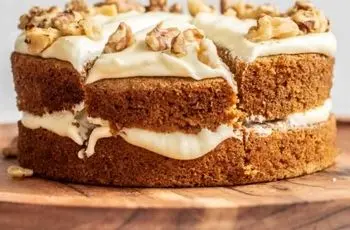 طرز تهیه کیک شیرخشک؛ کیک خیس و خامه‌ای 