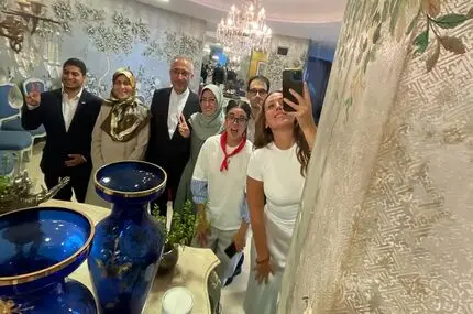 دیدار خبرساز دو کمدین زن مکزیک با سفیر ایران