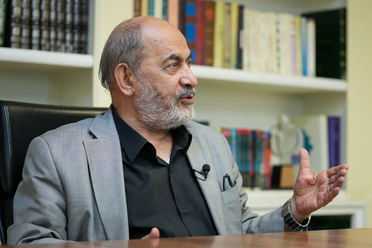 رفیقدوست: امام من را صدا کرد و گفت بمب اتم نباید بسازید/ تنگه هرمز آبراه بین‌المللی نیست