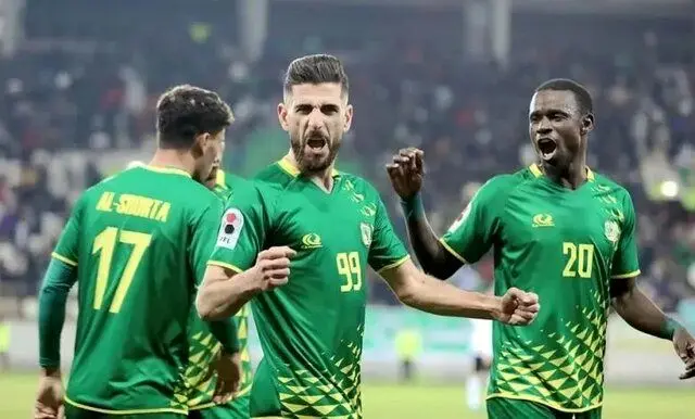 غایب بزرگ الشرطه برابر تراکتور 
