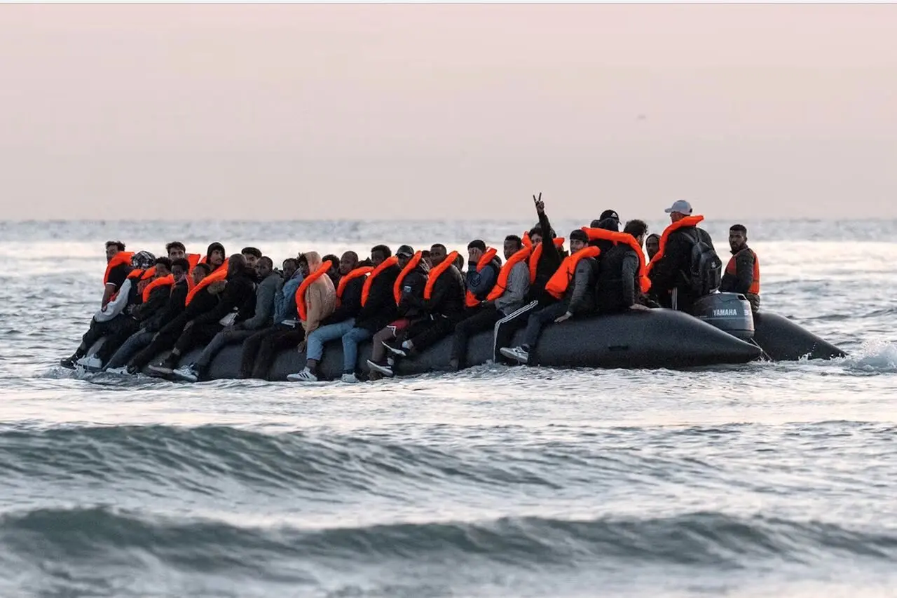 بسته جدید مهاجرتی در انگلیس/ پناهندگی به اقامت «موقت» تغییر کرد