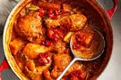 طرز تهیه خورش مرغ و گوجه؛ یک غذای فوری

