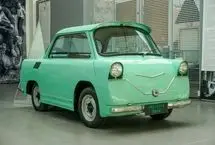 درب قلعه‌ای، سرعت شوالیه‌ای؛ اسمیک، عجیب‌ترین خودروی لهستانی!