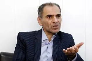 به اصلاح مالکیت گسترده در بانک های کشور نیاز داریم / دست بانک مرکزی از کنترل انحرافات بانکی کوتاه است / سیاست های کلی اصل 44 به بیراهه رفت / بخشی از تورم کشور حاصل خلق پول بی رویه بانک ها است

