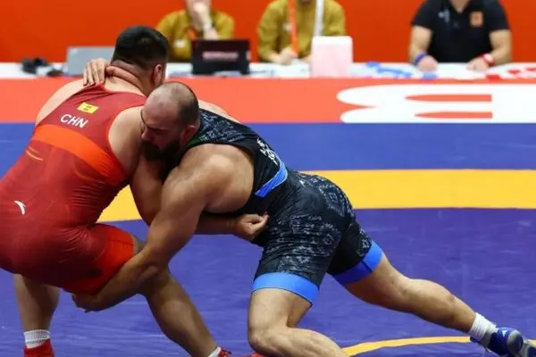 ببینید: مدال طلای وزن 125 kg امیرحسین زارع مقابل حریف چینی 