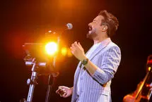 کنسرت راغب بر بستر خشک زاینده‌رود!