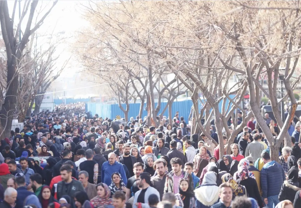 علیه جامعه همه‌چیزدان/ چرا دولتمردان ما تنها درباره بدیهیات حرف می‌زنند؟