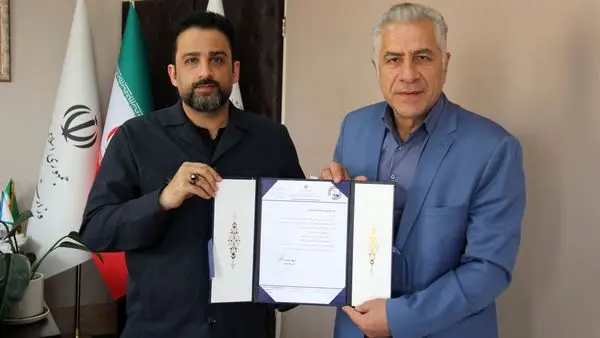 فدراسیون ناشنوایان پاتوق رپرها و خوانندگان پاپ!