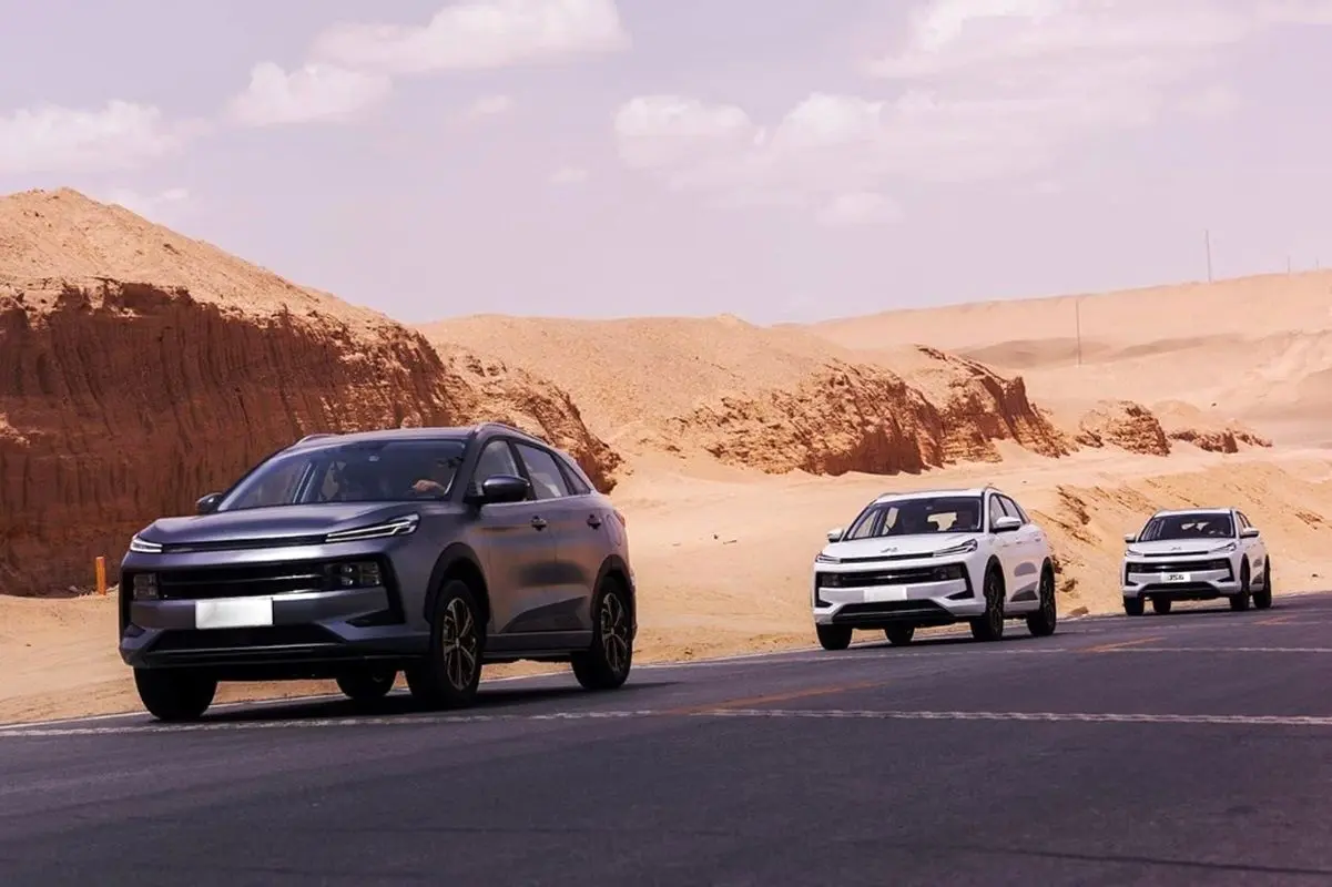 مقایسه کی‌ام‌سی SR6 و فیدلیتی پرستیژ؛ نبرد مونتاژی‌های تازه‌نفس‌