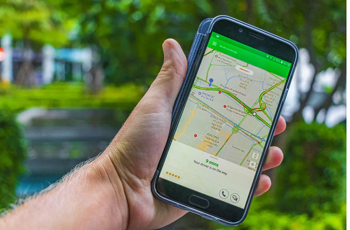 کنایه المیرا شریفی مقدم به تاکسی‌های اینترنتی: آیا توجهی به سابقه افراد می‌شود؟!