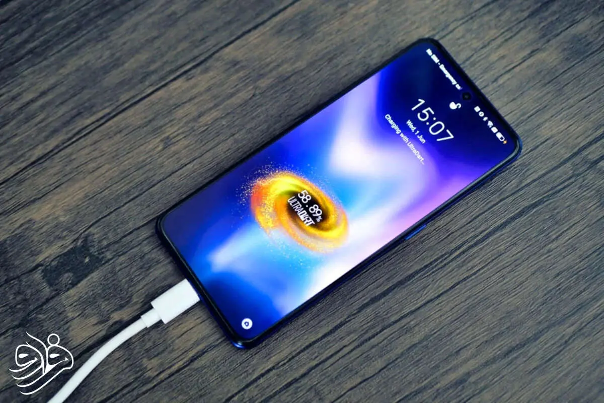 گوشی‌های آینده با باتری نانوگرافن؛ شارژ کامل ۱۵ دقیقه‌ای، ماندگاری ۵ روز!