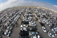 فروش خودرو در بورس به نفع چه کسی است؟ / قیمت خودرو در بورس چگونه تعیین می‌شود؟