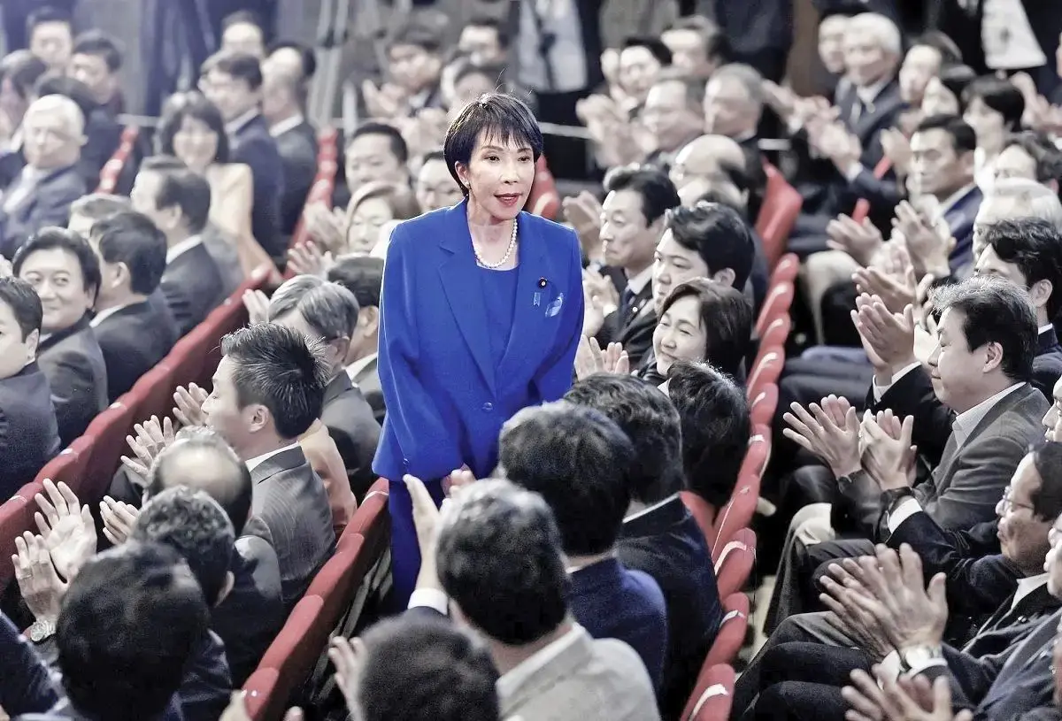 «سانائه تاکایچی» مارگارت تاچر شرق می‌شود؟