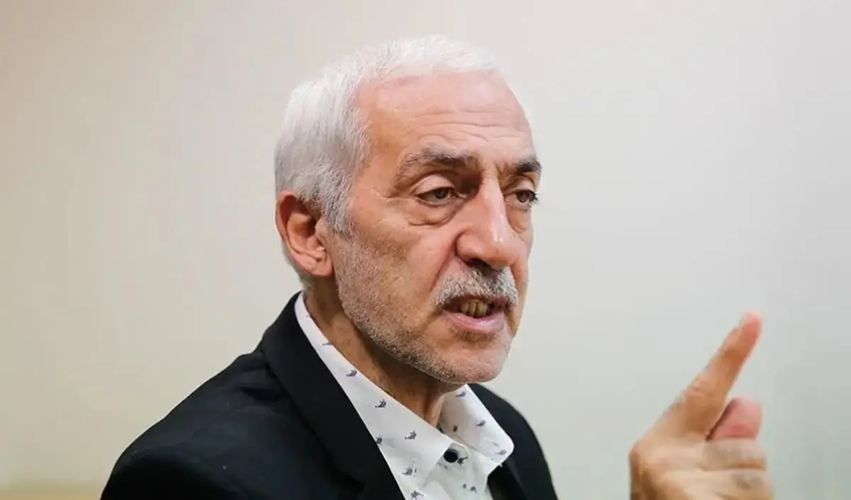 دادکان: شرم‌آور است که قلعه‌نویی برای حکومت تعیین تکلیف کند

