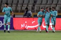 خوشحالی از شکست استقلال بعد از ۱۶ سال