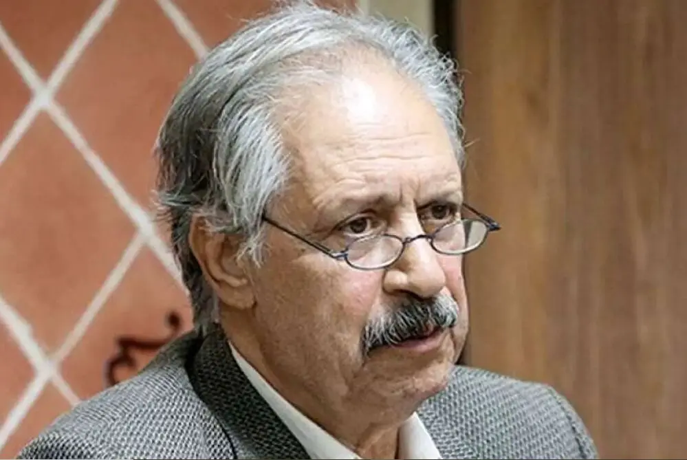 دوران تندروهای همیشه معترض به پایان رسیده / باید درک کنیم که در دهه های 1990 و 2000 نیستیم / باید رویکرد سنتی سیاست خارجی را تغییر داد

