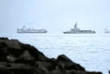 وال‌استریت ژورنال خبر داد: توقف کامل عبور از تنگه هرمز/ نفتکش‌های چینی برگشت خوردند